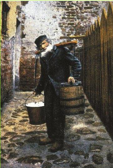 (בספר שתי תמונות) יהודי מחלק מים, רוסיה, 1900 בקירוב (גלויה)